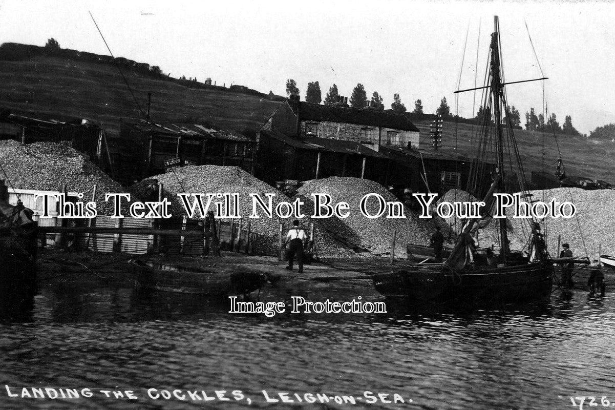 ES 737 - Old Ship Landing Cockles, Leigh On Sea, Essex