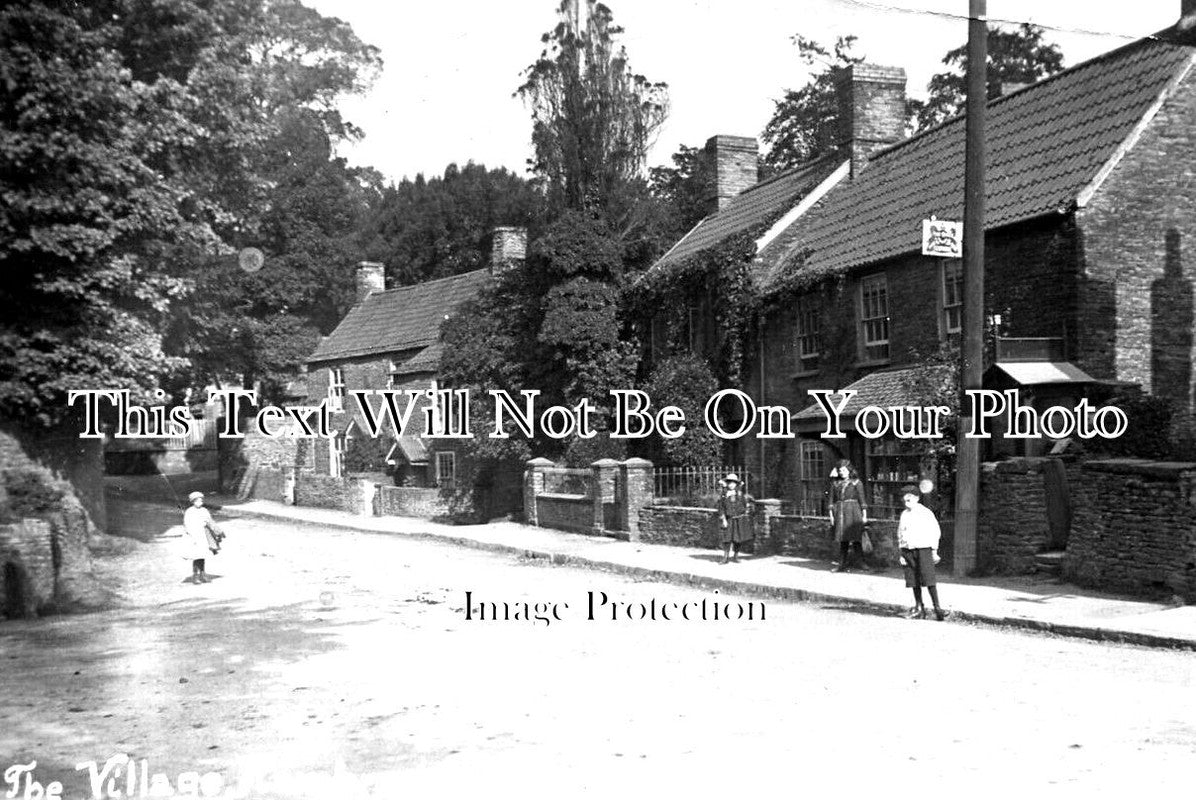 GL 1560 - Hambrook, Gloucestershire c1916