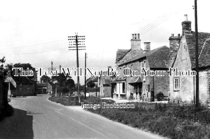 GL 1704 - South Cerney, Gloucestershire