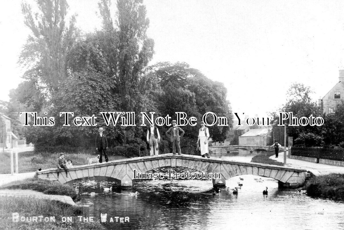 GL 2002 - Bourton On The Water, Gloucestershire