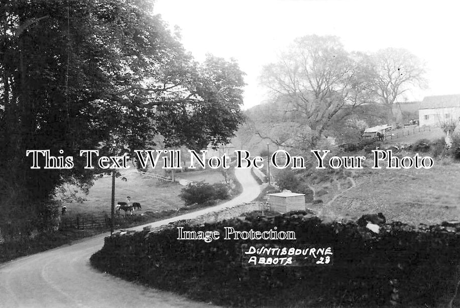 GL 2243 - Duntisbourne Abbots, Gloucestershire c1938