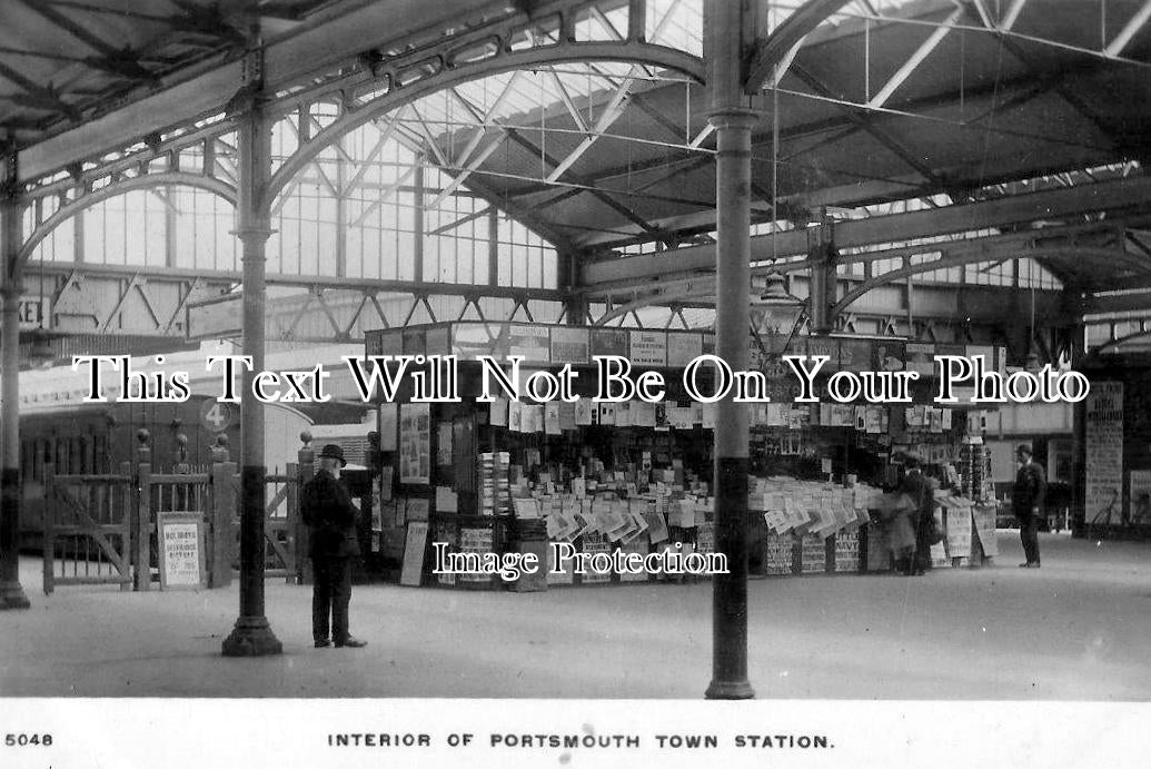 HA 2398 - Interior Of Portsmouth Town Railway Station, Hampshire