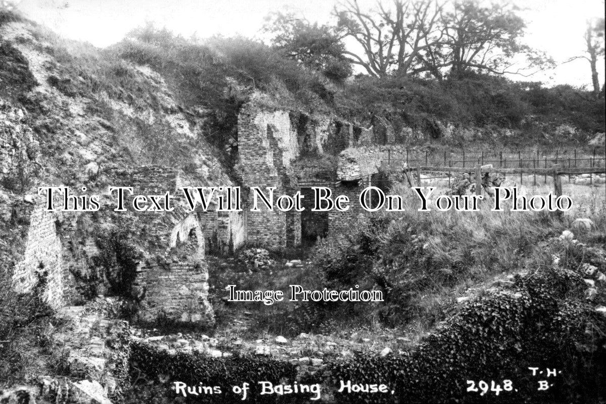 HA 2478 - Basing House Ruins Walls, Basingstoke, Hampshire c1918