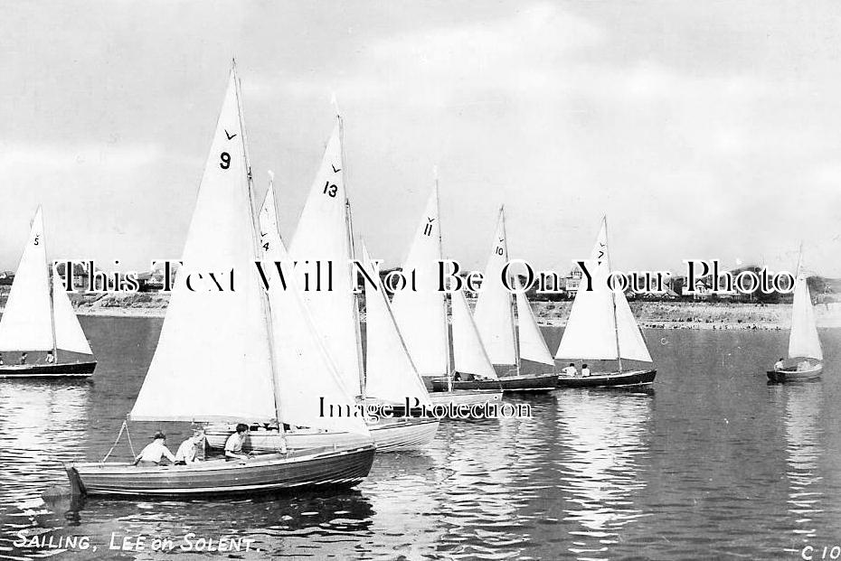 HA 2511 - Sailing, Lee On Solent, Hampshire