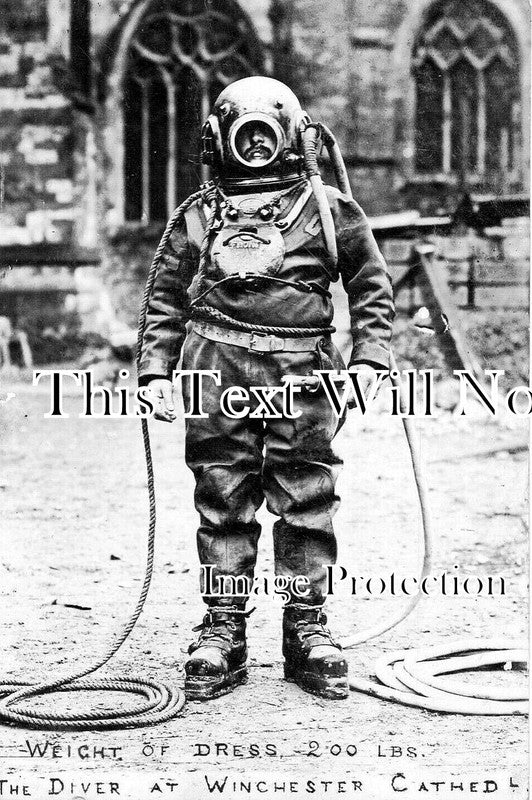 HA 3008 - Winchester Cathedral Diver, Hampshire