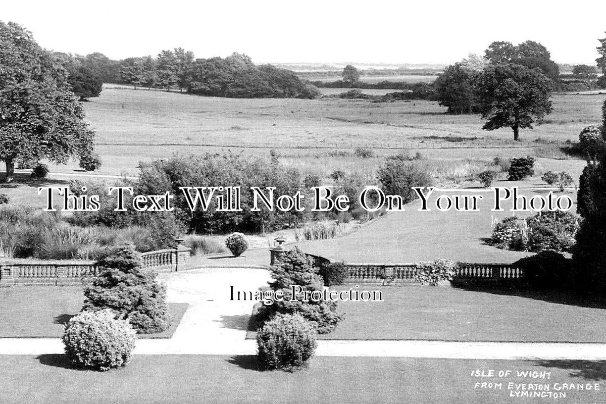 HA 3281 - Isle Of Wight From Everon Grange, Lymington, Hampshire