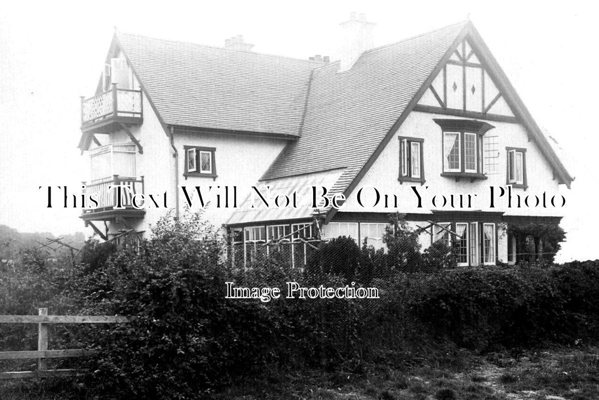 HA 3348 - The Little Red House, Lymington, Hampshire