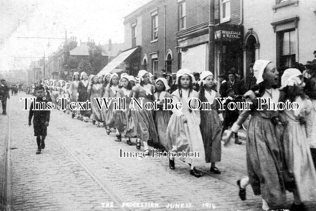HA 3482 - The Procession, Southampton, Hampshire c1914