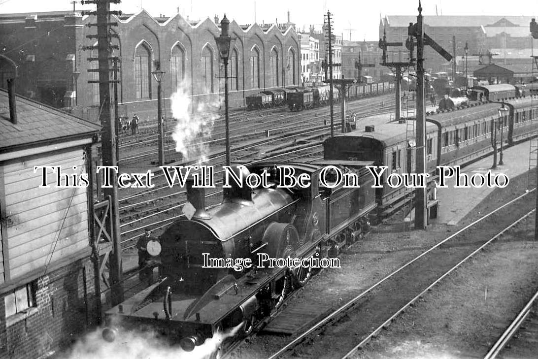 HA 4088 - Southampton Docks Railway Station, Hampshire c1910