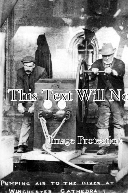HA 4103 - Pumping Air, The Winchester Cathedral Diver, Hampshire