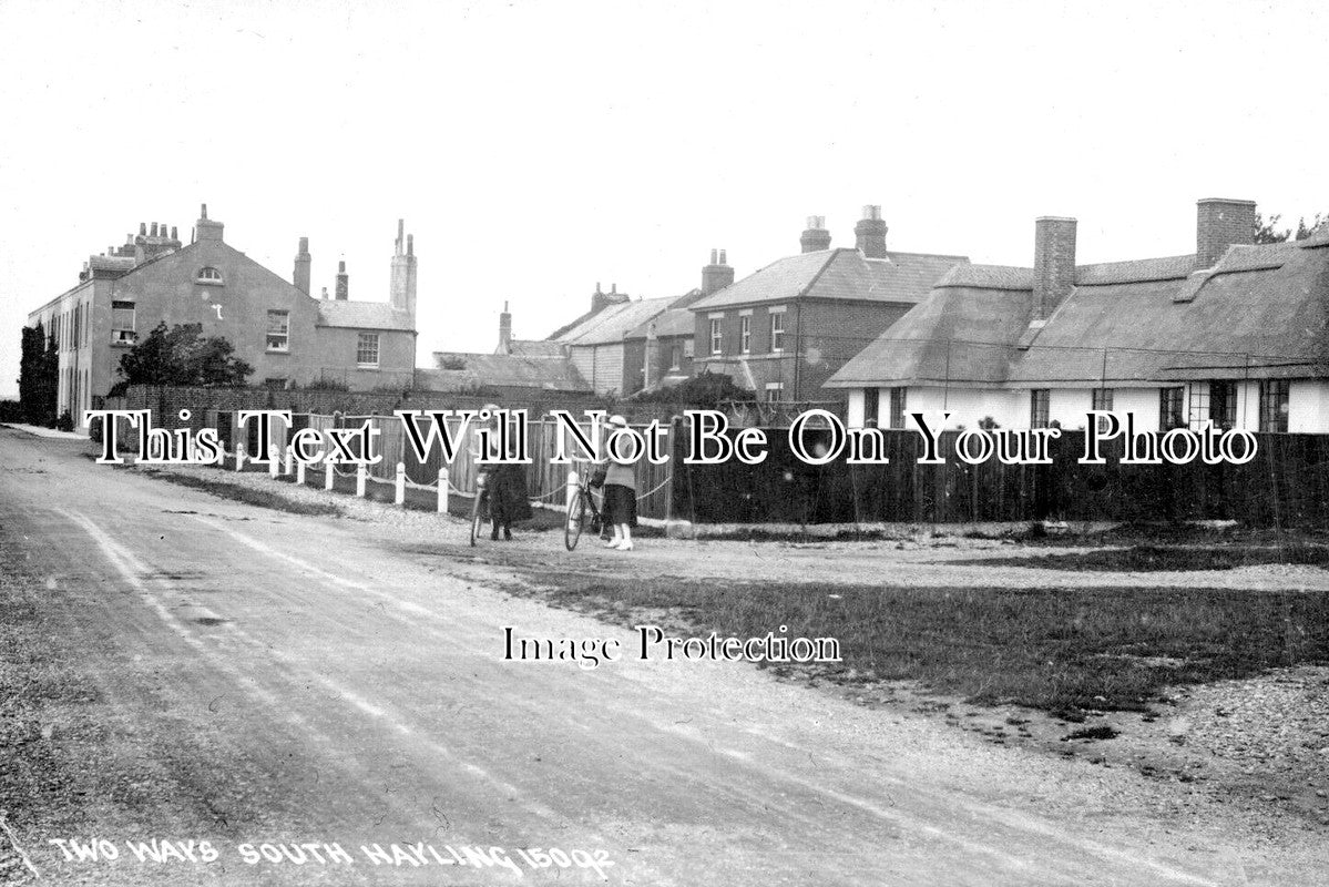 HA 4319 - Two Ways, South Hayling, Hampshire