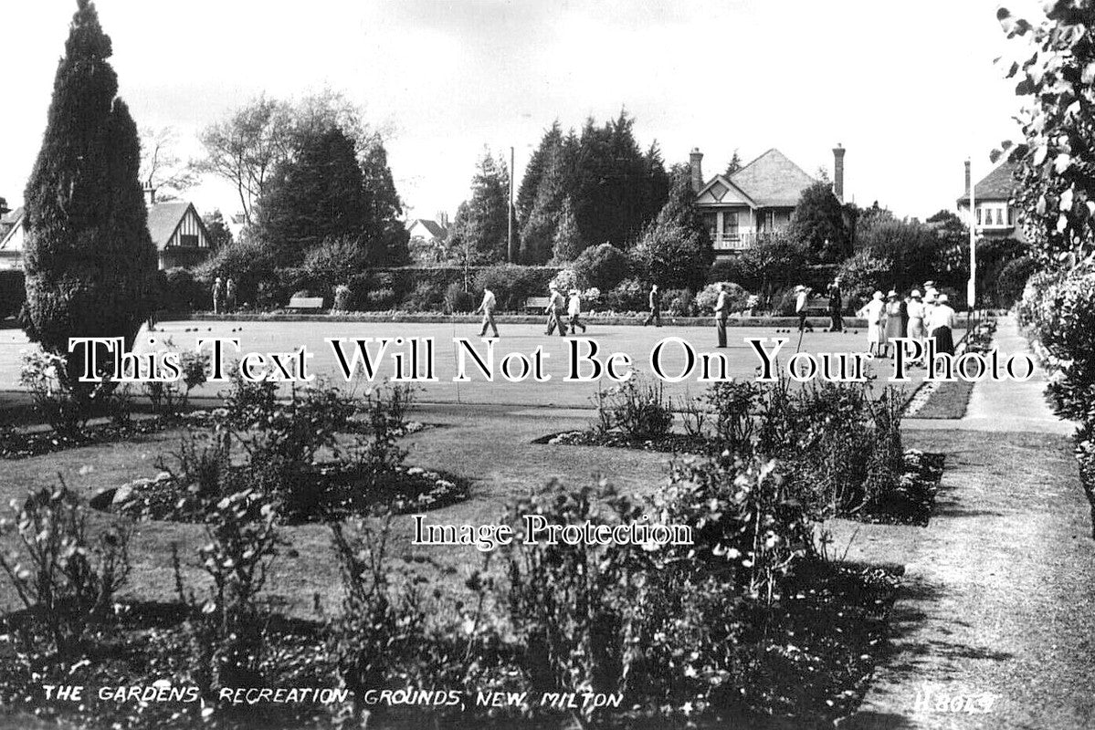 HA 4762 - The Gardens, Recreation Grounds, New Milton, Hampshire