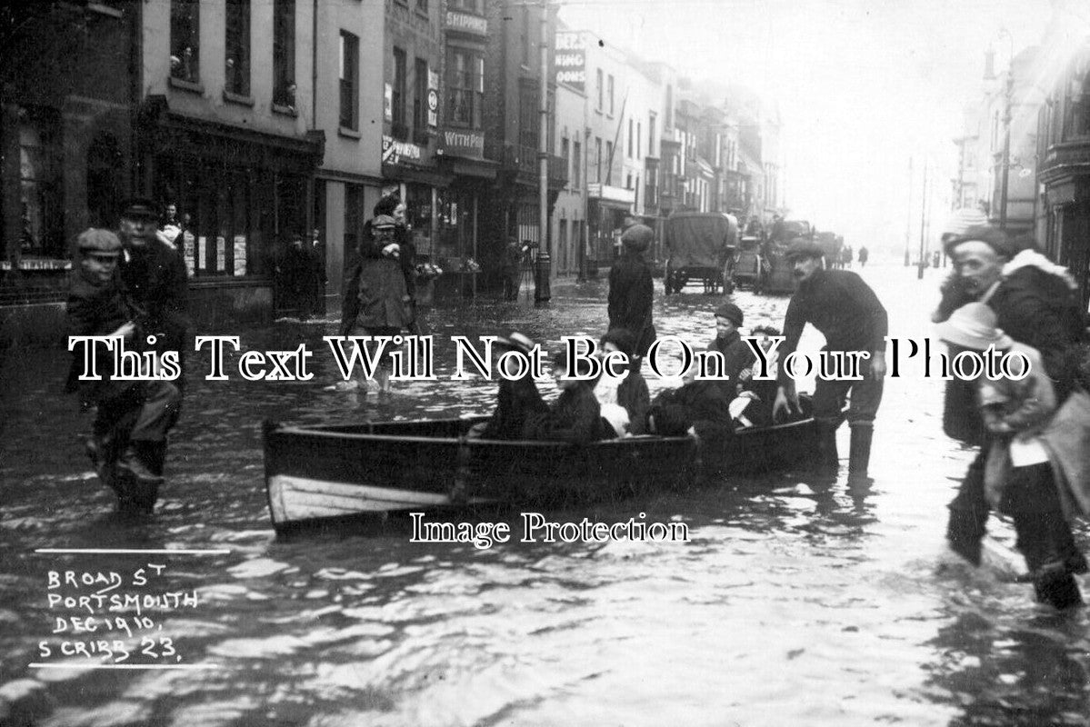 HA 4822 - Broad Street Flood, Portsmouth, Hampshire c1910