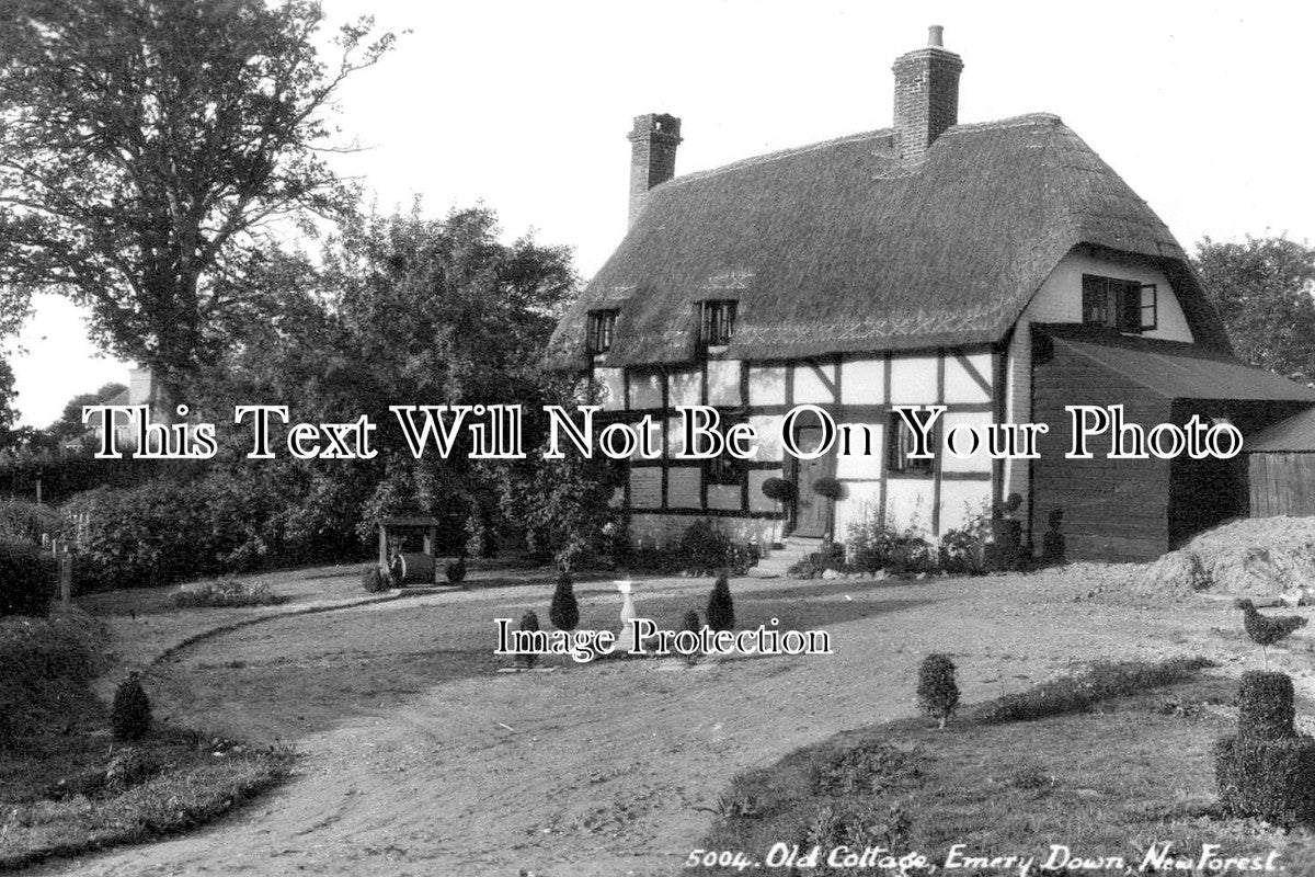 HA 4926 - Old Cottage, Emery Down, New Forest, Hampshire c1932