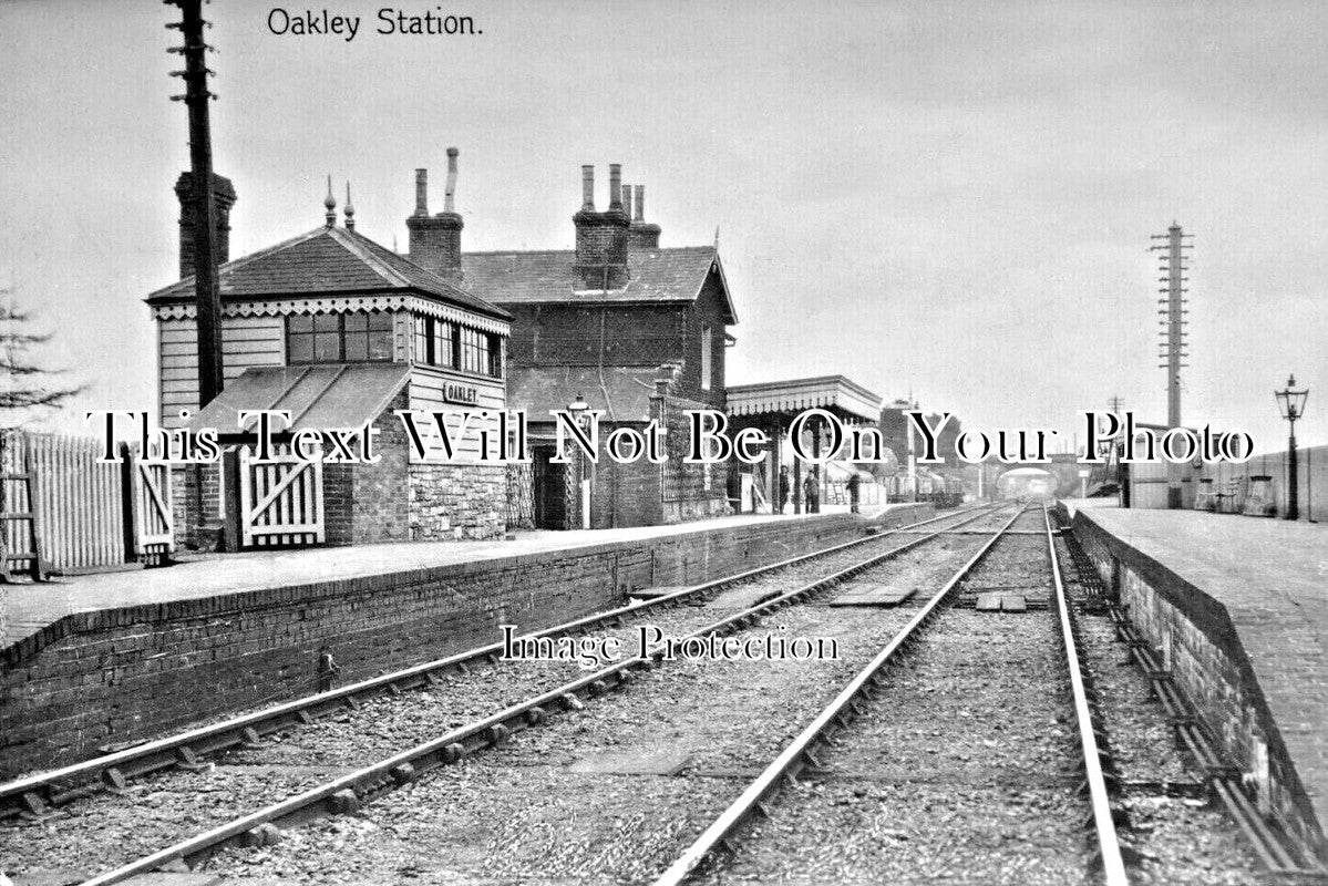 HA 5019 - Oakley Railway Station, Hampshire