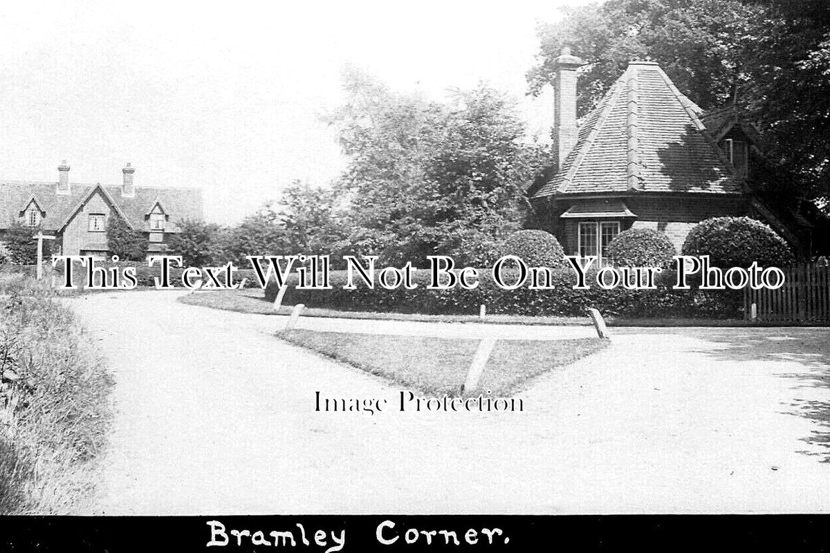 HA 5037 - Bramley Corner, Hampshire