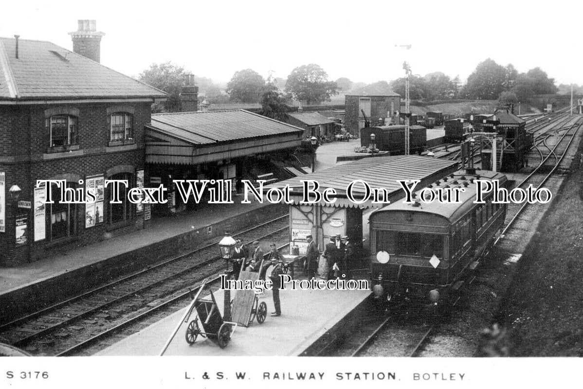 HA 5207 - Botley L&SW Railway Station, Hampshire