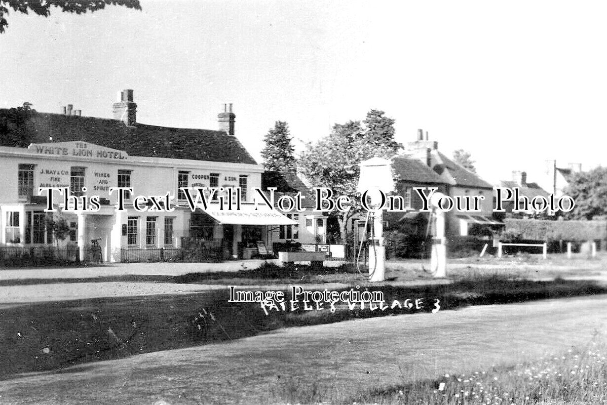 HA 5279 - The White Lion Hotel, Yateley, Hampshire