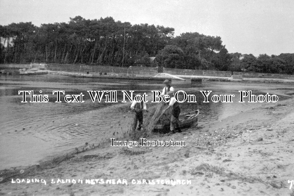 HA 5418 - Loading Salmon Nets, Christchurch, Hampshire