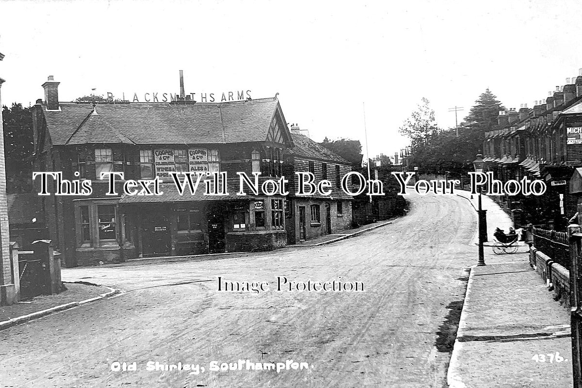 HA 5701 - The Blacksmiths Arms Pub, Shirley, Southampton