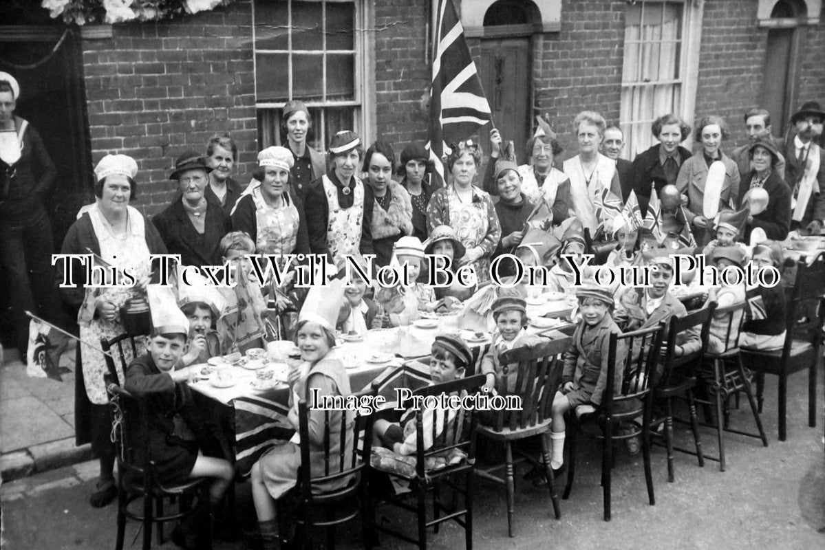 HA 614 - Oak Street Coronation Party, Gosport, Hampshire 1937
