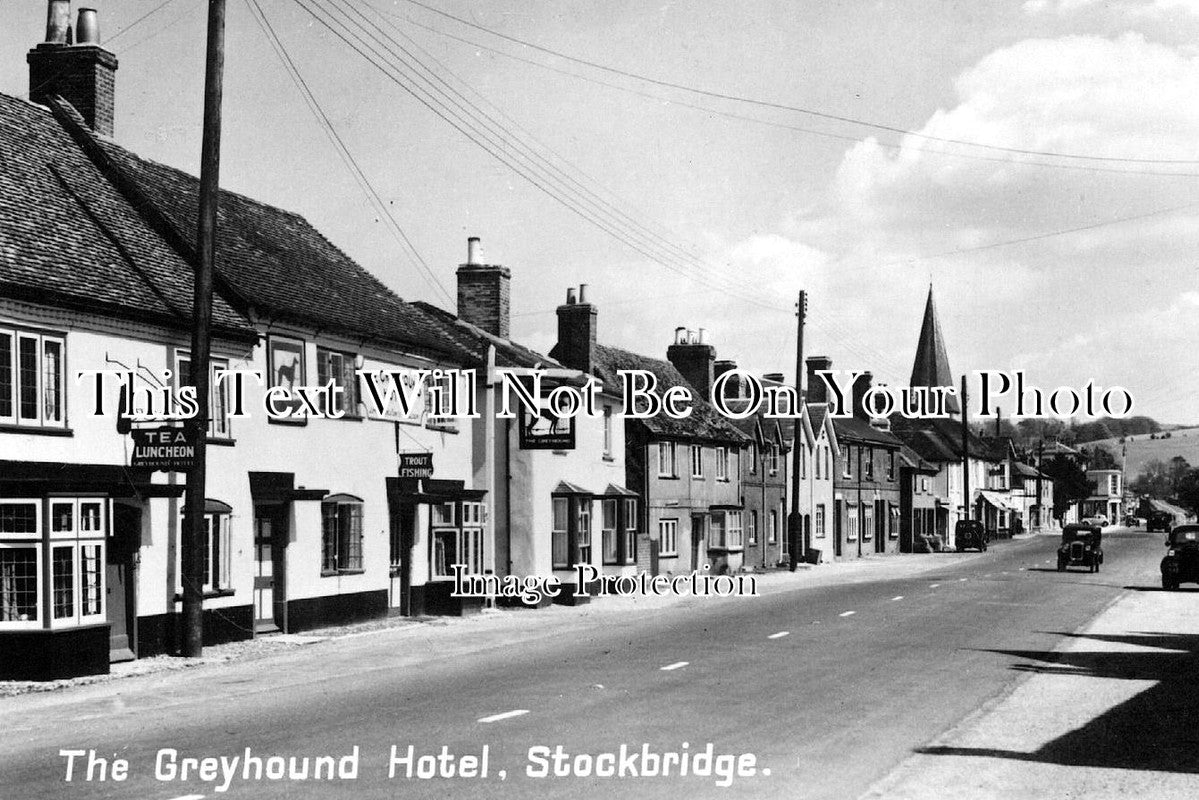 HA 779 - The Greyhound Hotel & High Street, Stockbridge, Hampshire