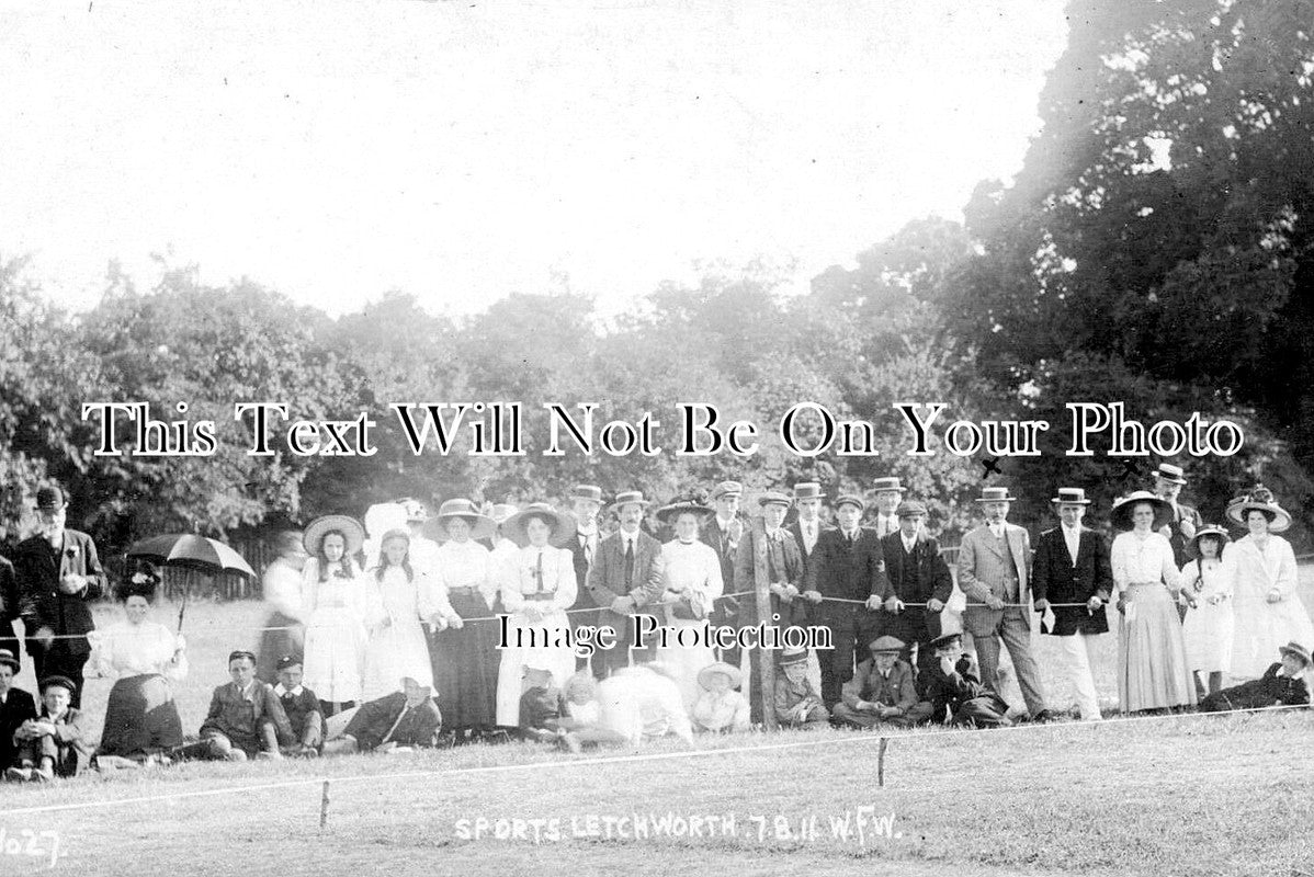 HF 1381 - Letchworth Bank Holiday Sports Day, Hertfordshire 1911
