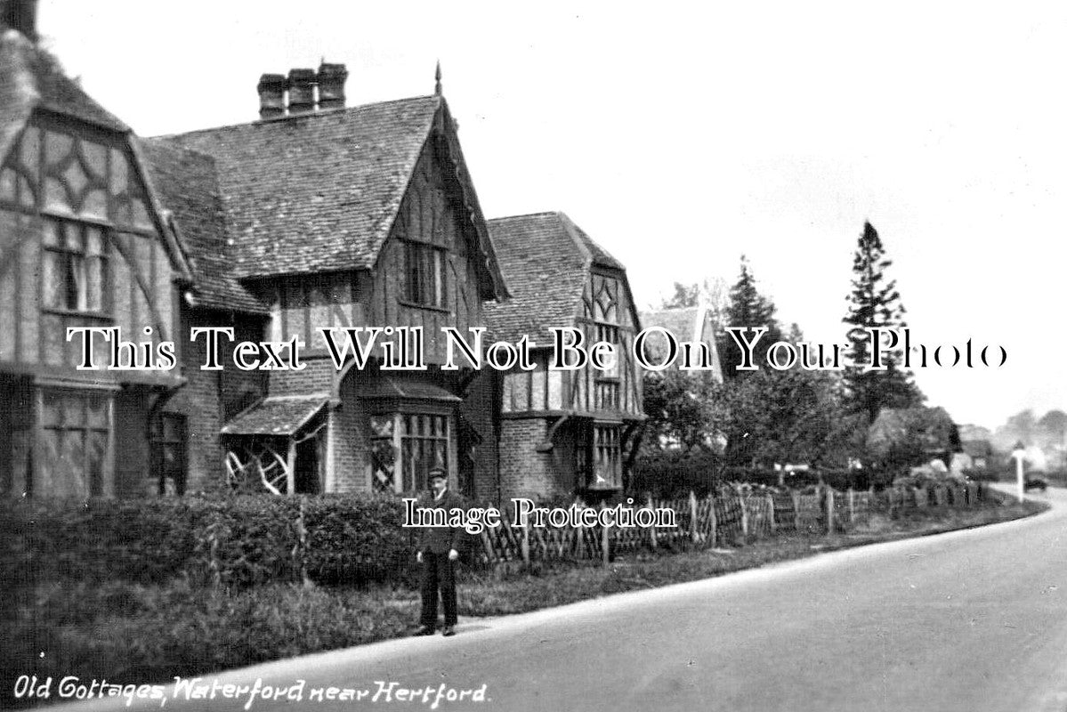 HF 1606 - Old Cottages, Waterford, Hertford, Hertfordshire
