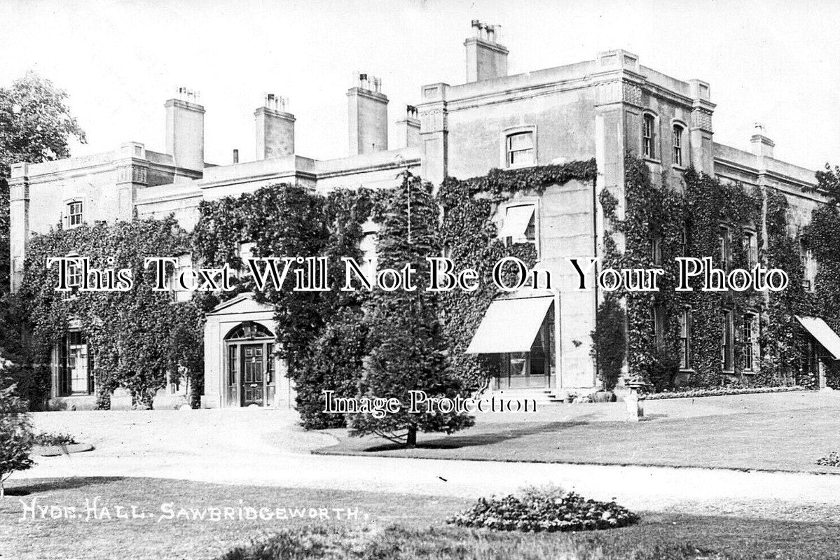 HF 2335 Hyde Hall, Sawbridgeworth, Hertfordshire JB Archive