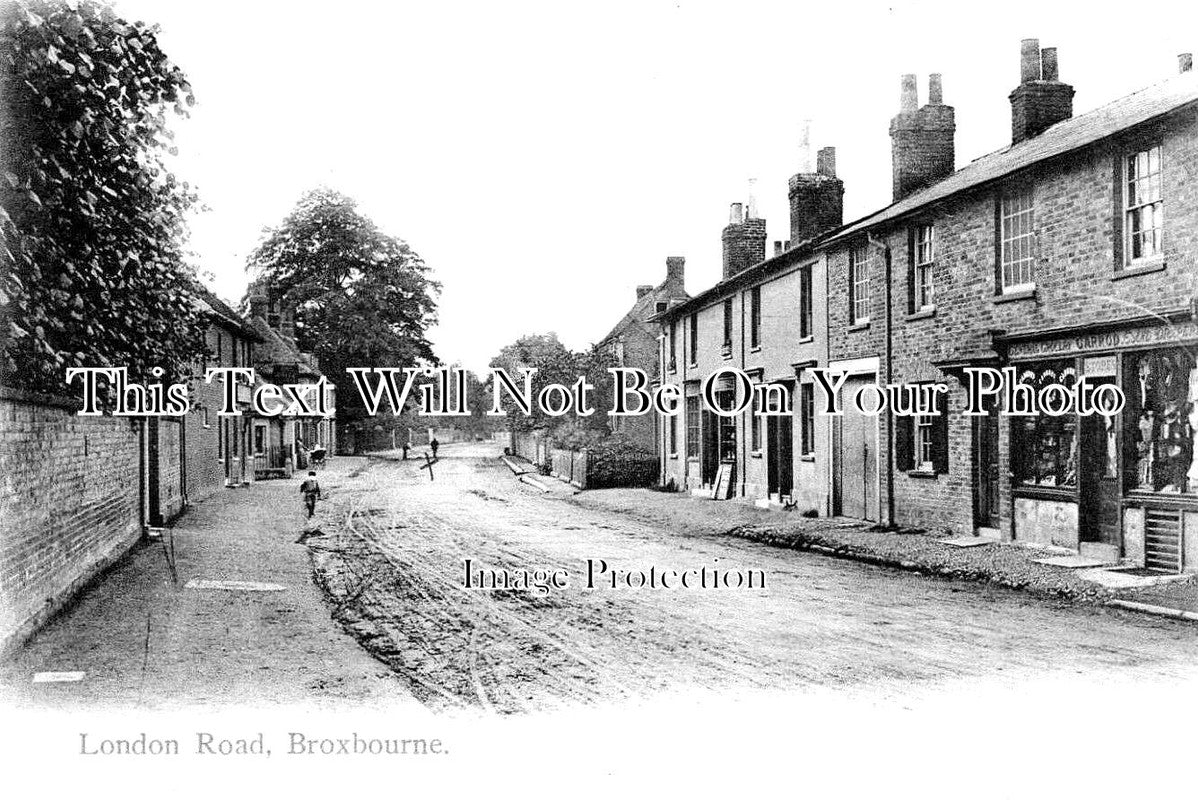 HF 2417 - London Road, Broxbourne, Hertfordshire