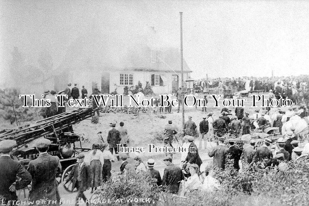 HF 5 - Letchworth Fire Brigade At Work, Hertfordshire