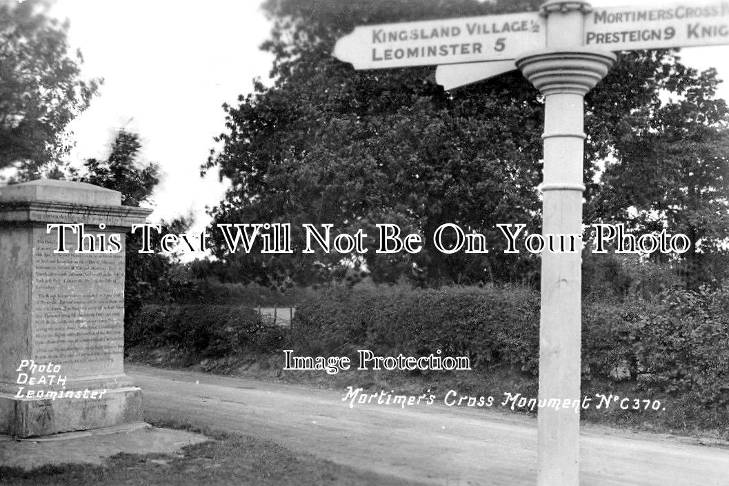 HR 447 - Mortimers Cross Monument, Herefordshire