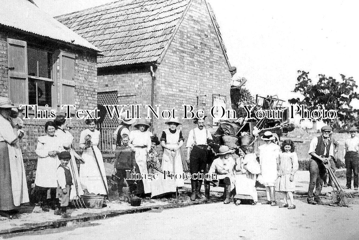 HU 322 - Leighton Bromswold Village Farm Fire, Cambridgeshire 1910
