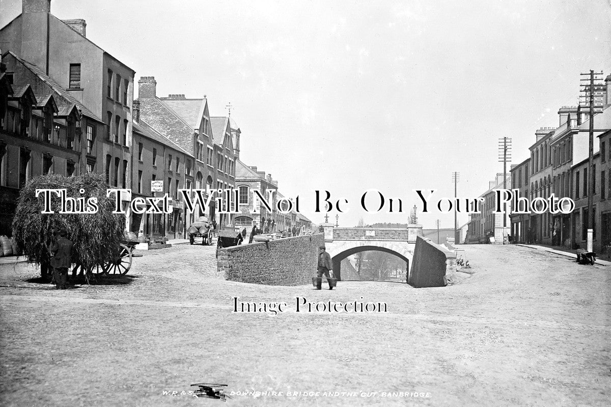 IE 36 - Downshire Bridge & The Cut, Banbridge, County Down, Ireland c1910