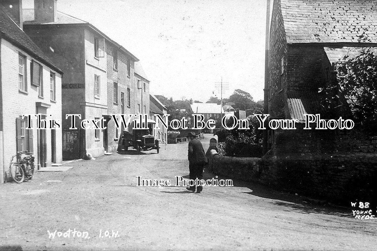 IO 10 - Wooton, Isle Of Wight