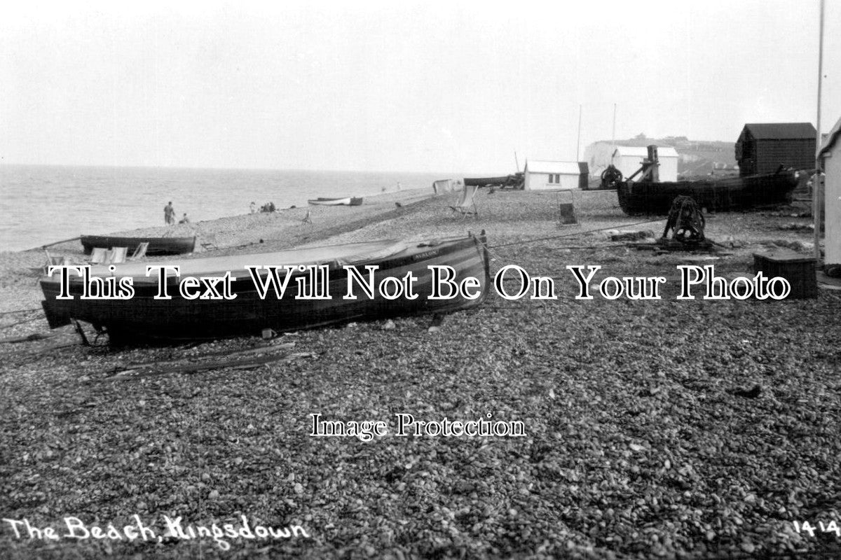 KE 1497 - The Beach, Kingsdown, Kent