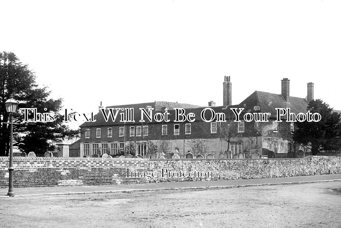 KE 1564 - The Old School, Wye, Kent