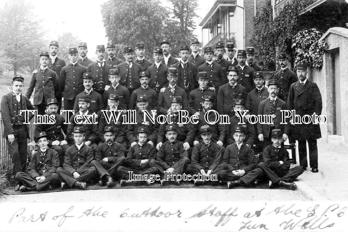 KE 1835 - Staff At GPO, Tunbridge Wells, Kent c1903