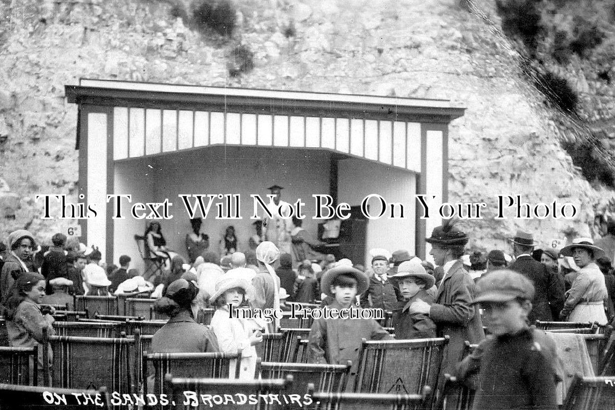 KE 1912 - On the Sands, Broadstairs, Kent