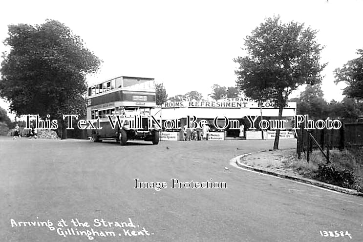 KE 1926 - Arriving At The Strand, Gillingham, Kent c1935