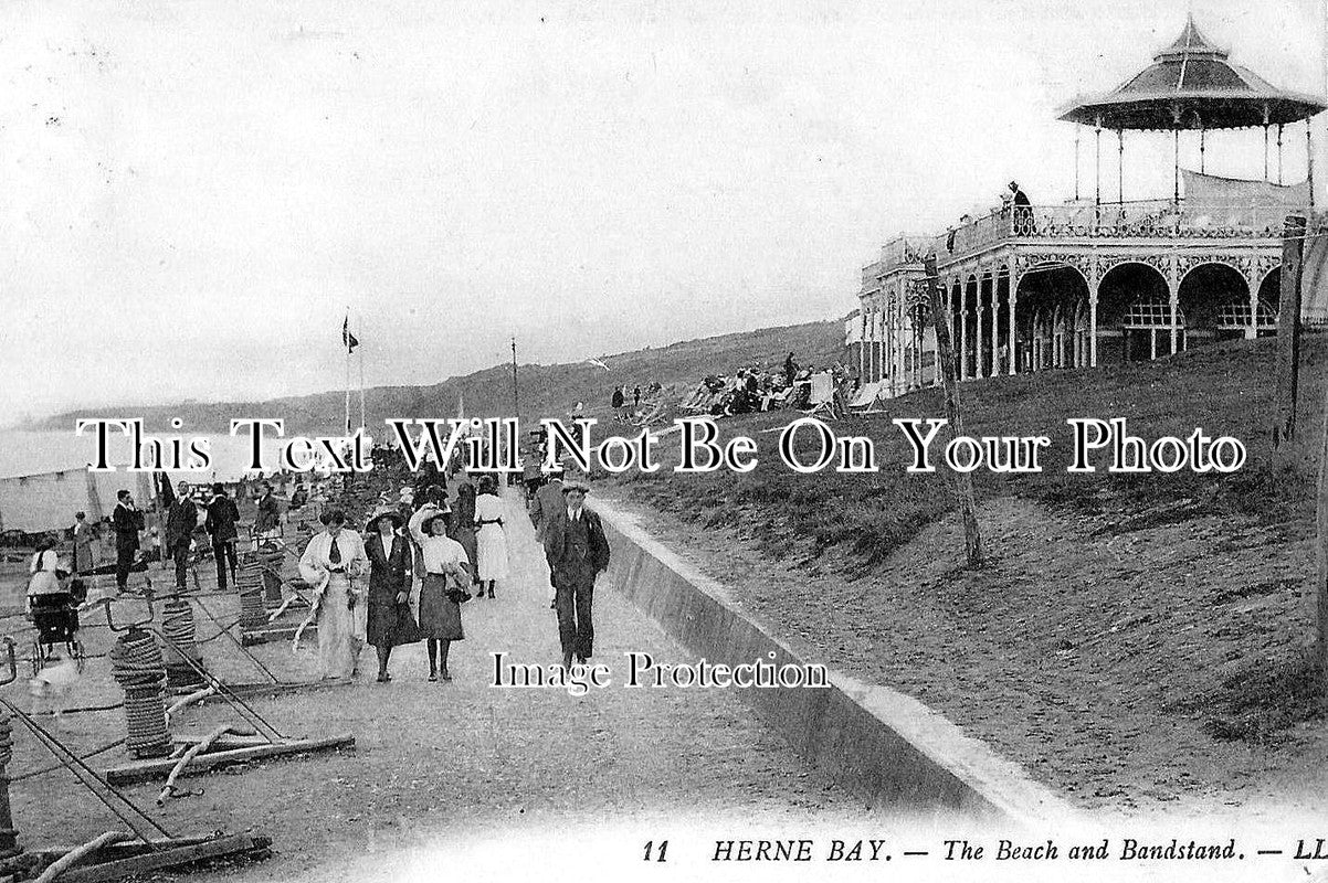 KE 200 - Beach & Bandstand, Herne Bay, Kent c1914