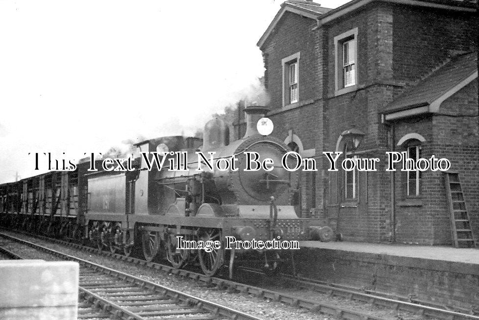KE 2044 - Appledore Railway Station, Kent