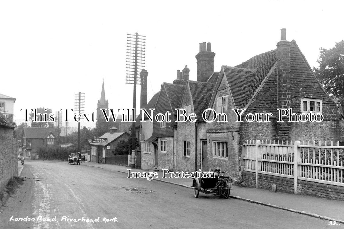 KE 2088 - London Road, Riverhead, Sevenoaks, Kent