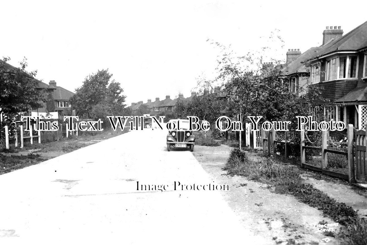 KE 2124 - Chessington Way, West Wickham, Kent