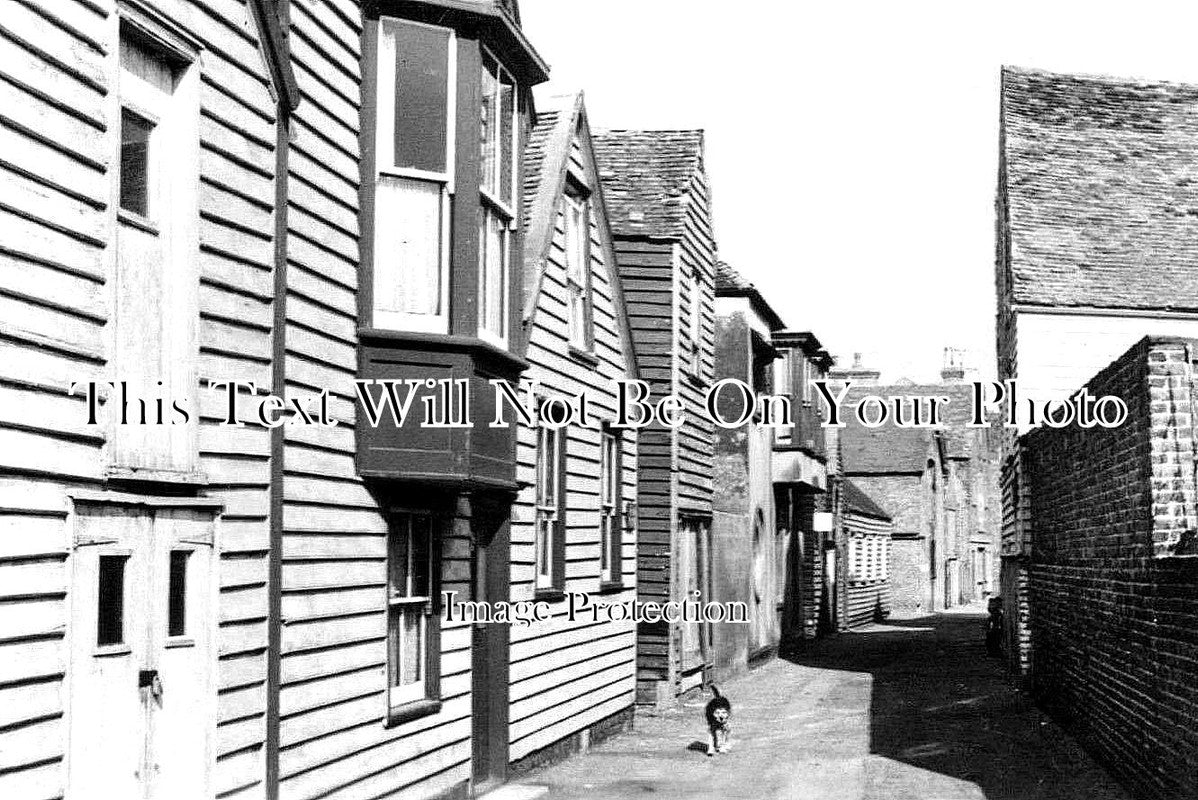 KE 2237 - Sea Wall, Old Whitstable, Kent