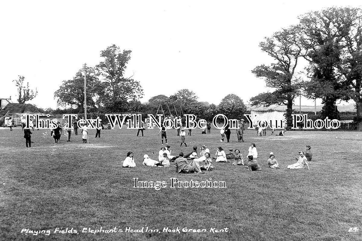 KE 2550 - Playing Fields, Elephants Head Inn, Hook Green, Kent