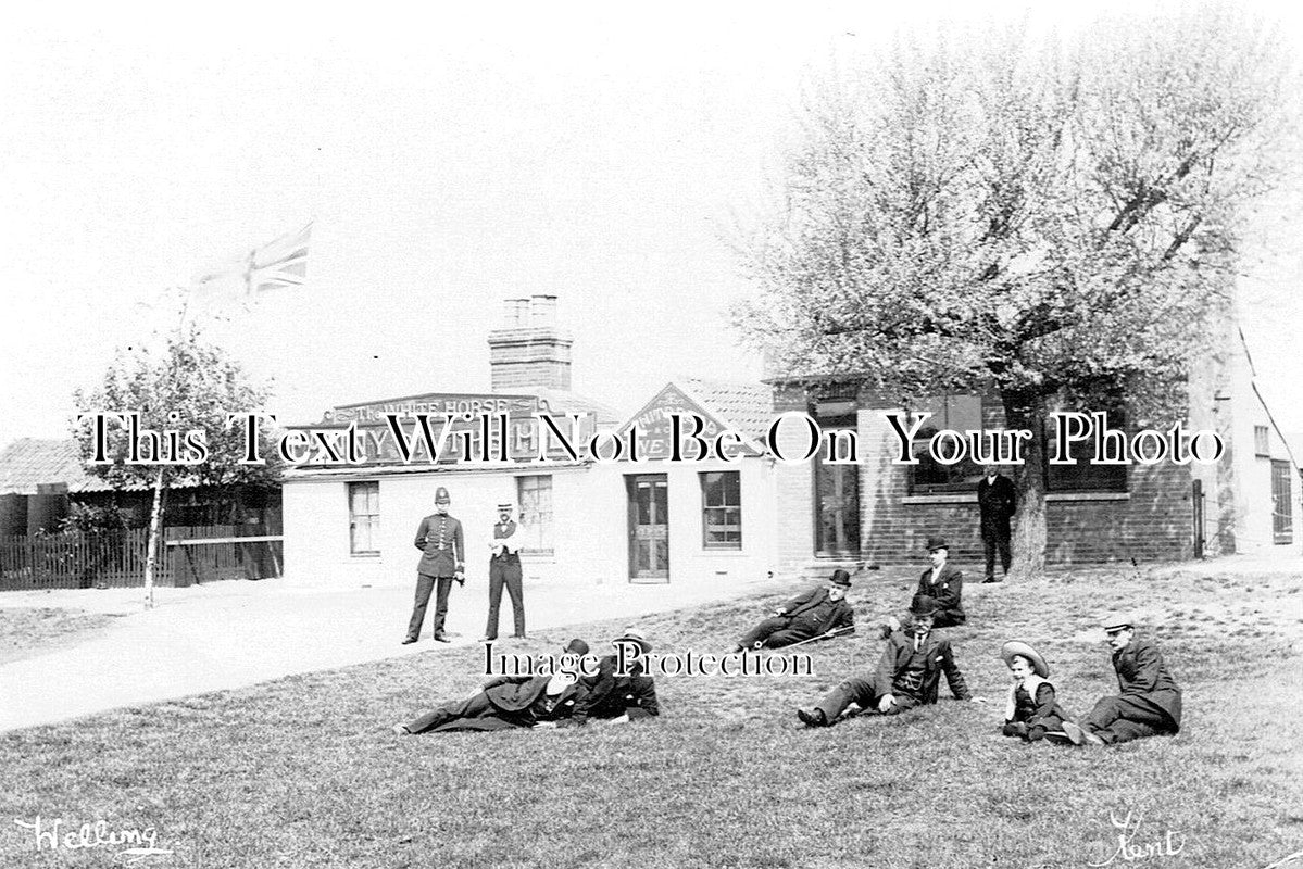 KE 2643 - White Horse Pub, Fanny On The Hill, Welling, Kent