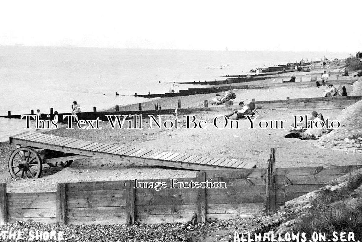 KE 2694 - The Shore, Allhallows On Sea, Kent