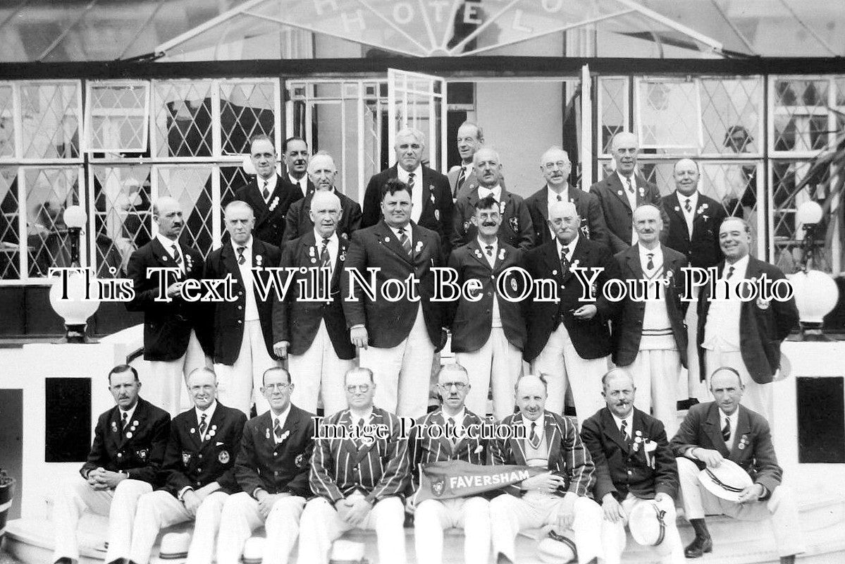 KE 2861 - Faversham Bowls Club Group At Paignton, Kent
