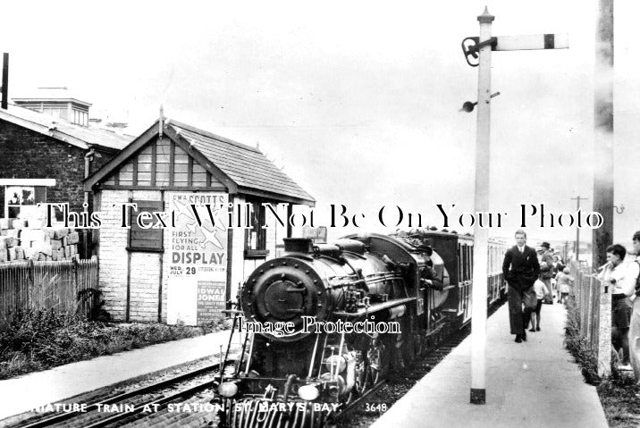 KE 2892 - Romney Hythe & Dymchurch Train At St Marys Bay Railway Station, Kent